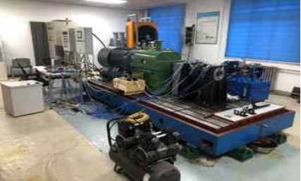 滑动轴承性能与失效验证综合试验台